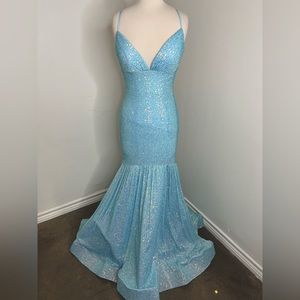 Sherri hill prom dress